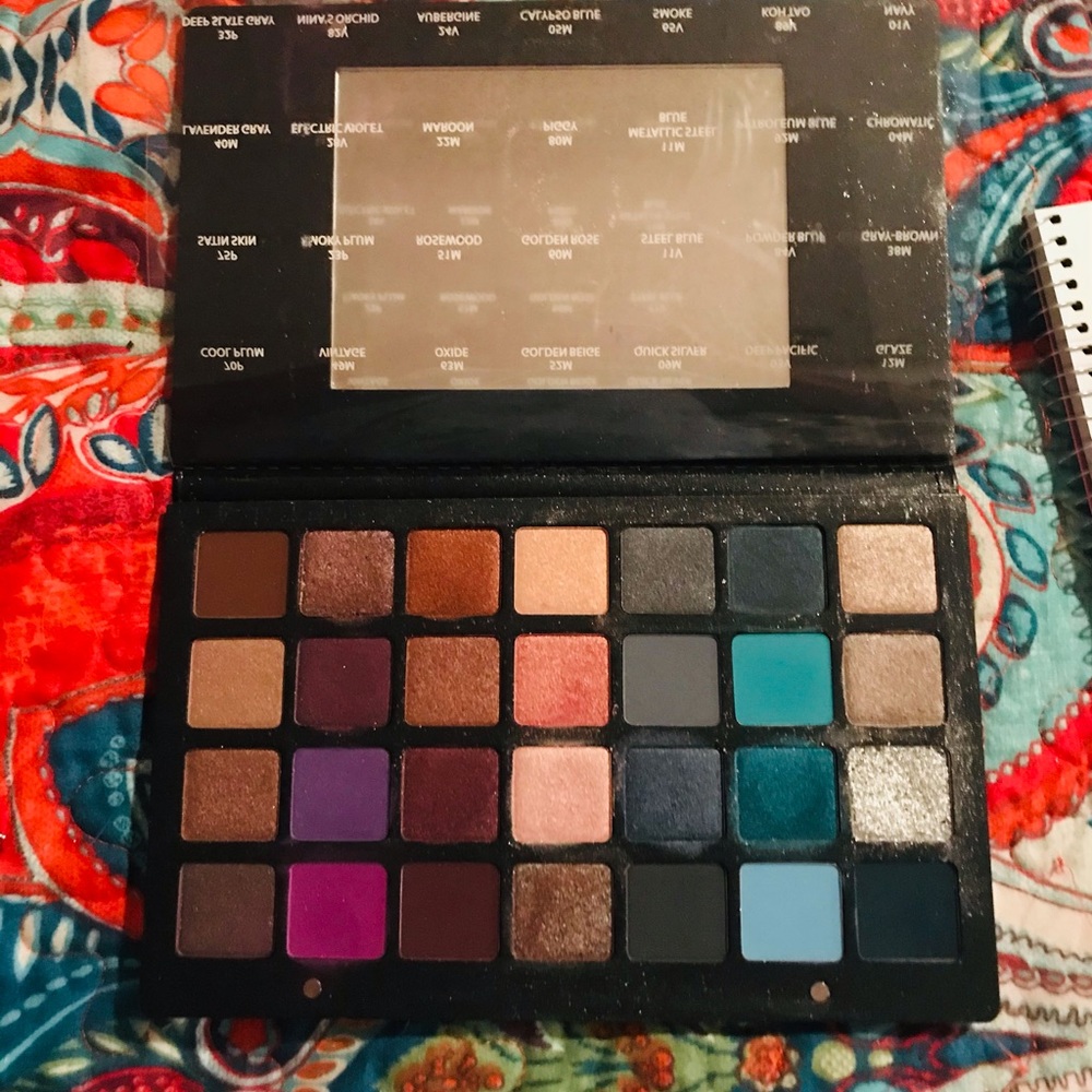 Natasha Denona Palette 28 Purple Blue